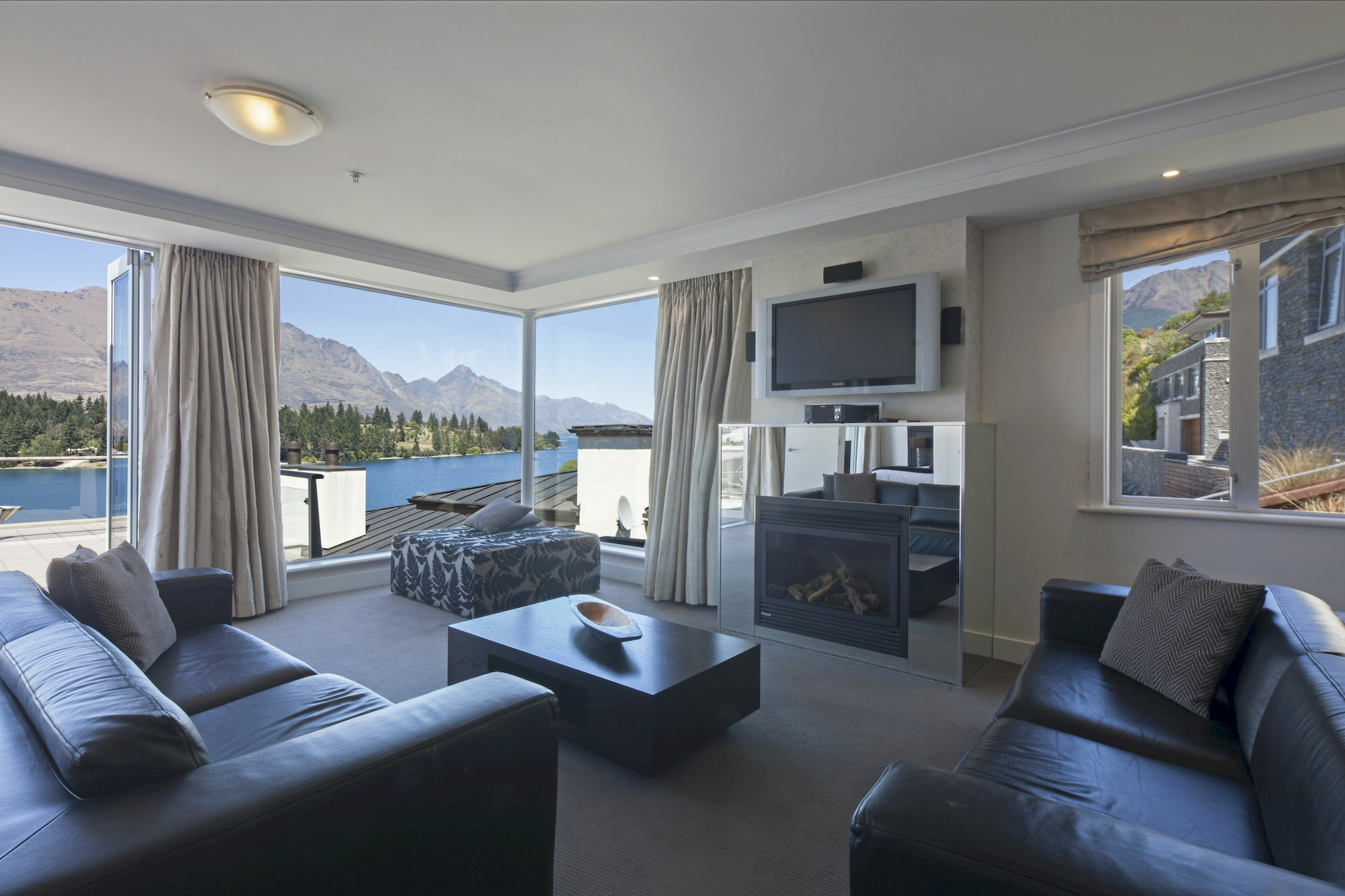 Luxury Lake Suites Queenstown Extérieur photo