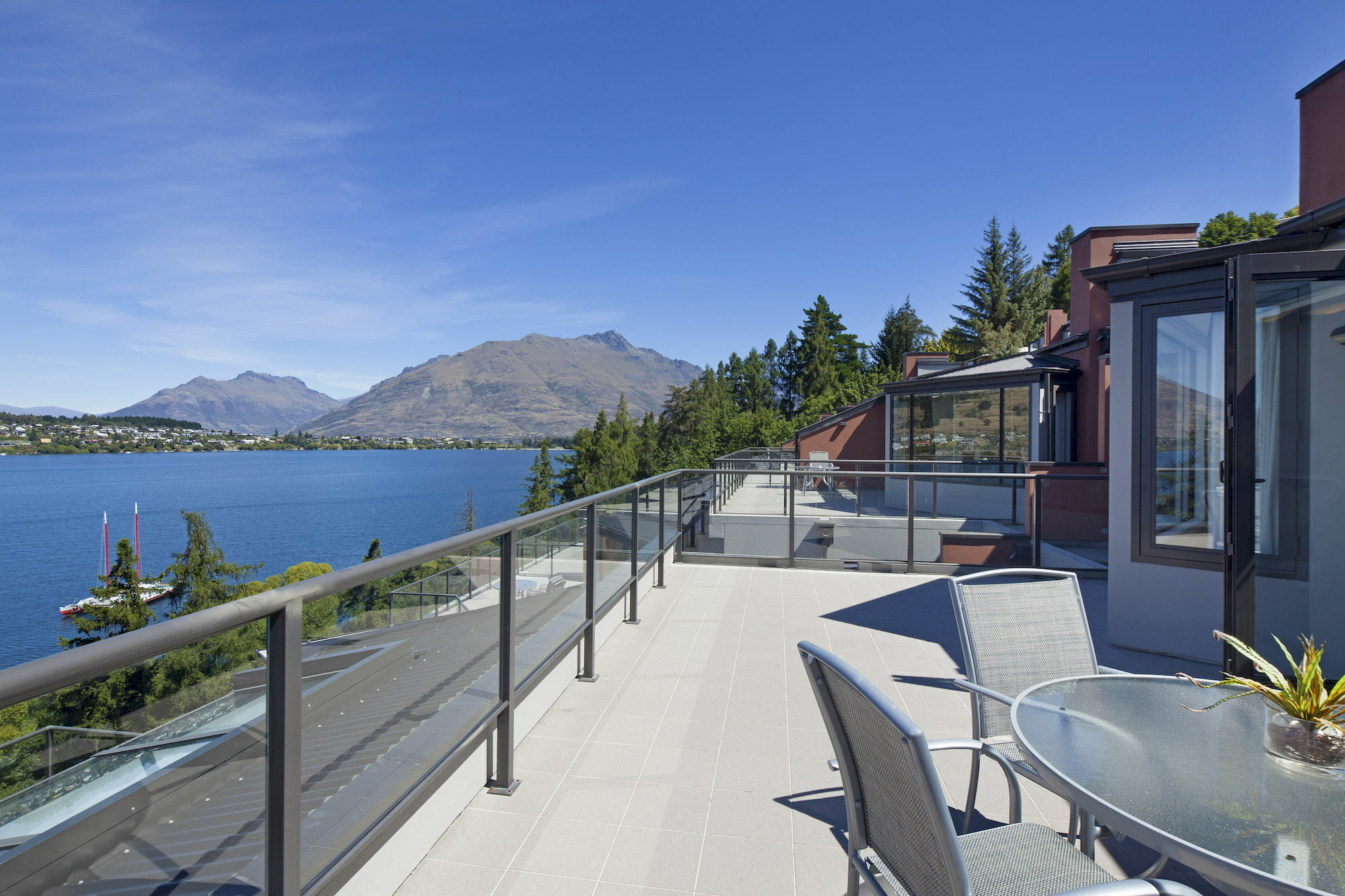 Luxury Lake Suites Queenstown Extérieur photo